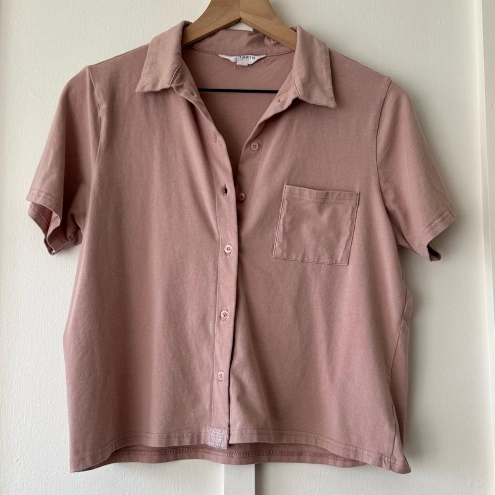 Danskin Mauve Button-Up Tee – Size Medium‎